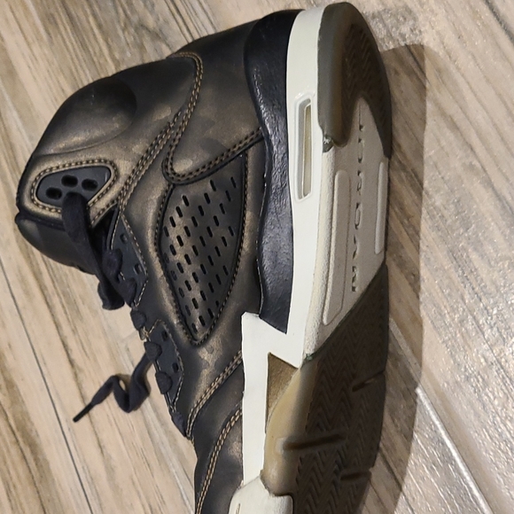 Air Jordan retro 5 Size 6 years - Picture 7 of 7